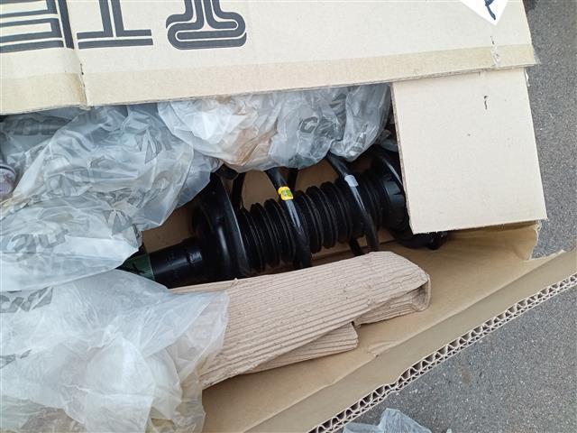 ハリアー Ｚ　レザーパッケージ　４ＷＤ／ガラスルーフ／純正１２．３型ナビ／フルセグ／Ｂｌｕｅｔｏｏｔｈ／全方位カメラ／ＪＢＬサウンド／衝突防止／置くだけ充電／デジタルインナーミラー／ＥＴＣ２．０／電動リアゲート／前席パワーシート（33枚目）