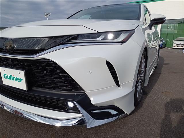 ハリアー Ｚ　レザーパッケージ　４ＷＤ／ガラスルーフ／純正１２．３型ナビ／フルセグ／Ｂｌｕｅｔｏｏｔｈ／全方位カメラ／ＪＢＬサウンド／衝突防止／置くだけ充電／デジタルインナーミラー／ＥＴＣ２．０／電動リアゲート／前席パワーシート（42枚目）