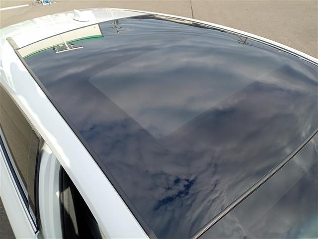 ハリアー Ｚ　レザーパッケージ　４ＷＤ／ガラスルーフ／純正１２．３型ナビ／フルセグ／Ｂｌｕｅｔｏｏｔｈ／全方位カメラ／ＪＢＬサウンド／衝突防止／置くだけ充電／デジタルインナーミラー／ＥＴＣ２．０／電動リアゲート／前席パワーシート（44枚目）