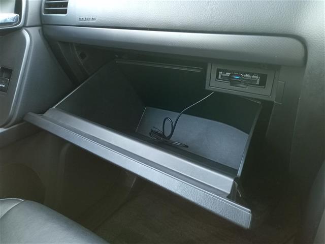 ランドクルーザープラド ＴＸ　Ｌパッケージ　４ＷＤ／社外ＨＤＤナビ／ワンセグＴＶ／ＣＤ／ＤＶＤ／Ｂｌｕｅｔｏｏｔｈ／バックカメラ／電動格納サードシート／クルーズコントロール／前後コーナーセンサー／前席シートヒーター／前席パワーシート（24枚目）