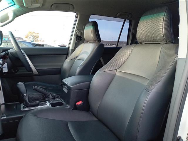 ランドクルーザープラド ＴＸ　Ｌパッケージ　４ＷＤ／社外ＨＤＤナビ／ワンセグＴＶ／ＣＤ／ＤＶＤ／Ｂｌｕｅｔｏｏｔｈ／バックカメラ／電動格納サードシート／クルーズコントロール／前後コーナーセンサー／前席シートヒーター／前席パワーシート（25枚目）