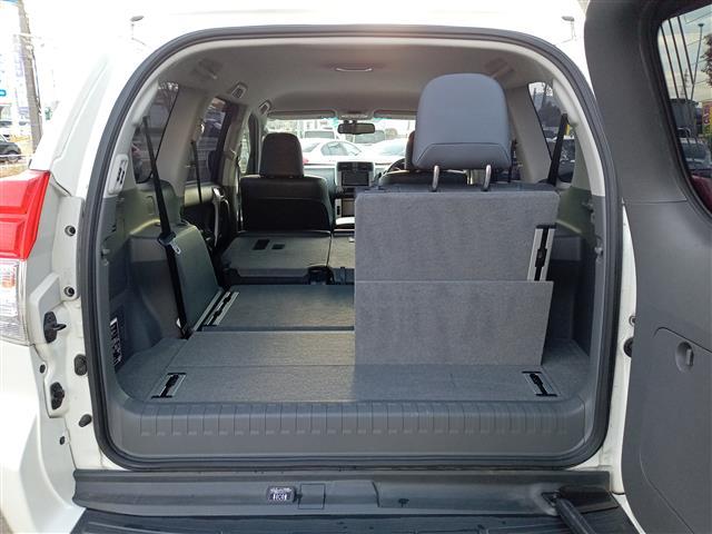 ランドクルーザープラド ＴＸ　Ｌパッケージ　４ＷＤ／社外ＨＤＤナビ／ワンセグＴＶ／ＣＤ／ＤＶＤ／Ｂｌｕｅｔｏｏｔｈ／バックカメラ／電動格納サードシート／クルーズコントロール／前後コーナーセンサー／前席シートヒーター／前席パワーシート（30枚目）