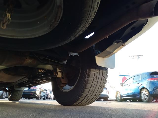 ランドクルーザープラド ＴＸ　Ｌパッケージ　４ＷＤ／社外ＨＤＤナビ／ワンセグＴＶ／ＣＤ／ＤＶＤ／Ｂｌｕｅｔｏｏｔｈ／バックカメラ／電動格納サードシート／クルーズコントロール／前後コーナーセンサー／前席シートヒーター／前席パワーシート（41枚目）