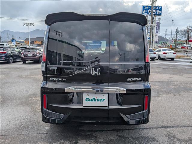 ステップワゴンスパーダ スパーダ　ホンダセンシング　ホンダディーラーオプションナビ／ＡＭ／ＦＭ／フルセグ／ＢＴ／ＣＤ／ＤＶＤ／ＵＳＢ／ｉＰｏｄ／ＡＵＸ／ＡｐｐｅｌＣａｒＰｌａｙ／バックカメラ／両側パワースライドドア／アダプティブクルーズコントロール（18枚目）