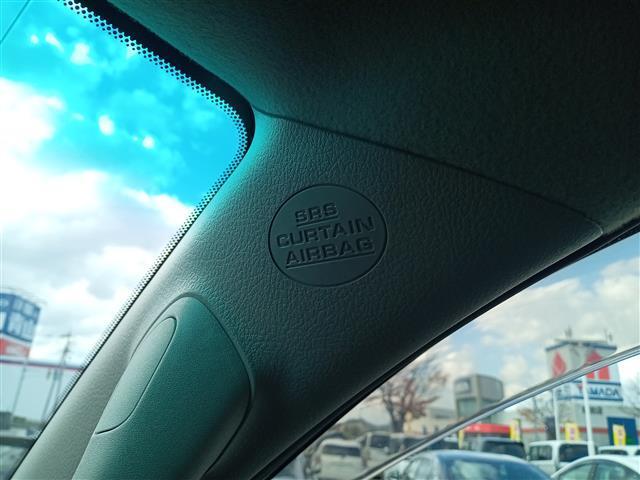 ランドクルーザープラド ＴＸ　Ｌパッケージ　４ＷＤ／純正ＳＤナビ／バックカメラ／横滑り防止装置／マルチテレインセレクト／クルーズコントロール／前席パワーシート／前席シートヒーター／ＥＴＣ／純正フロアマット／電動格納サードシート（7枚目）