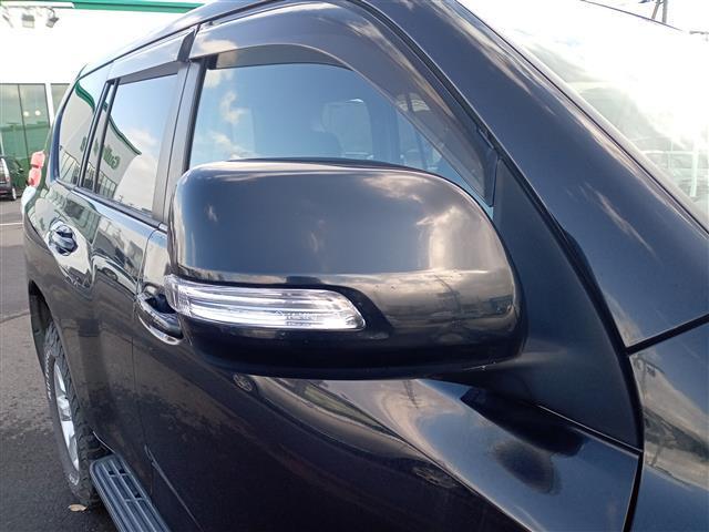 ランドクルーザープラド ＴＸ　Ｌパッケージ　４ＷＤ／純正ＳＤナビ／バックカメラ／横滑り防止装置／マルチテレインセレクト／クルーズコントロール／前席パワーシート／前席シートヒーター／ＥＴＣ／純正フロアマット／電動格納サードシート（15枚目）