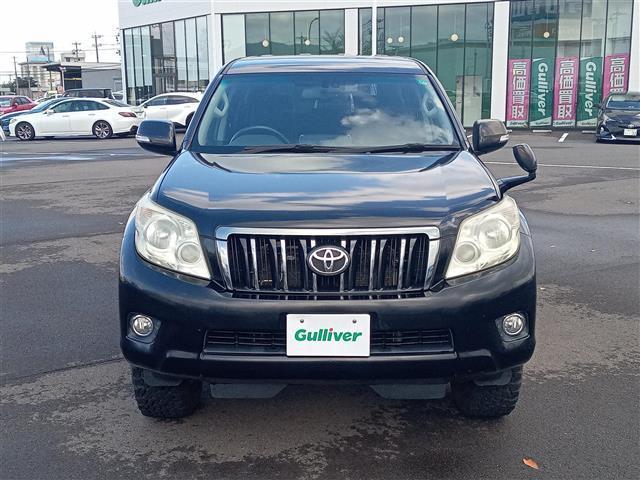 ランドクルーザープラド ＴＸ　Ｌパッケージ　４ＷＤ／純正ＳＤナビ／バックカメラ／横滑り防止装置／マルチテレインセレクト／クルーズコントロール／前席パワーシート／前席シートヒーター／ＥＴＣ／純正フロアマット／電動格納サードシート（17枚目）