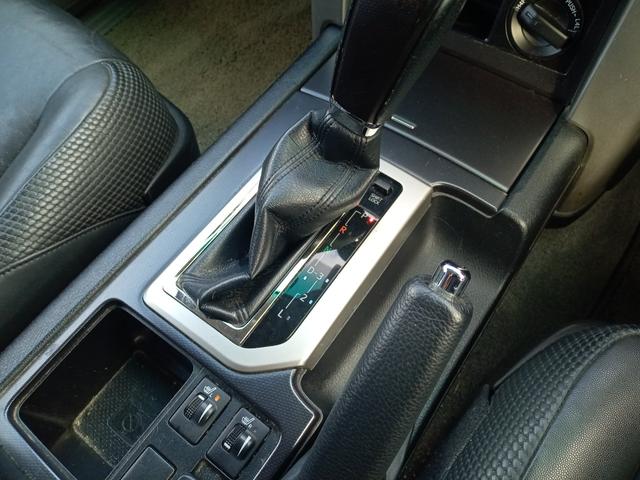 ランドクルーザープラド ＴＸ　Ｌパッケージ　４ＷＤ／純正ＳＤナビ／バックカメラ／横滑り防止装置／マルチテレインセレクト／クルーズコントロール／前席パワーシート／前席シートヒーター／ＥＴＣ／純正フロアマット／電動格納サードシート（29枚目）