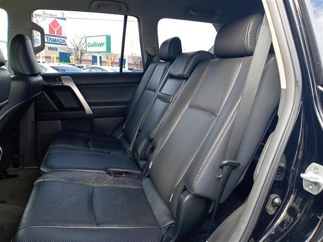 ランドクルーザープラド ＴＸ　Ｌパッケージ　４ＷＤ／純正ＳＤナビ／バックカメラ／横滑り防止装置／マルチテレインセレクト／クルーズコントロール／前席パワーシート／前席シートヒーター／ＥＴＣ／純正フロアマット／電動格納サードシート（36枚目）