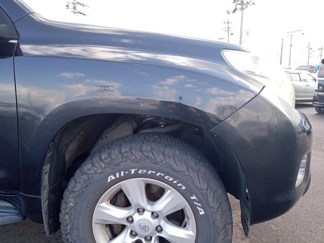 ランドクルーザープラド ＴＸ　Ｌパッケージ　４ＷＤ／純正ＳＤナビ／バックカメラ／横滑り防止装置／マルチテレインセレクト／クルーズコントロール／前席パワーシート／前席シートヒーター／ＥＴＣ／純正フロアマット／電動格納サードシート（47枚目）