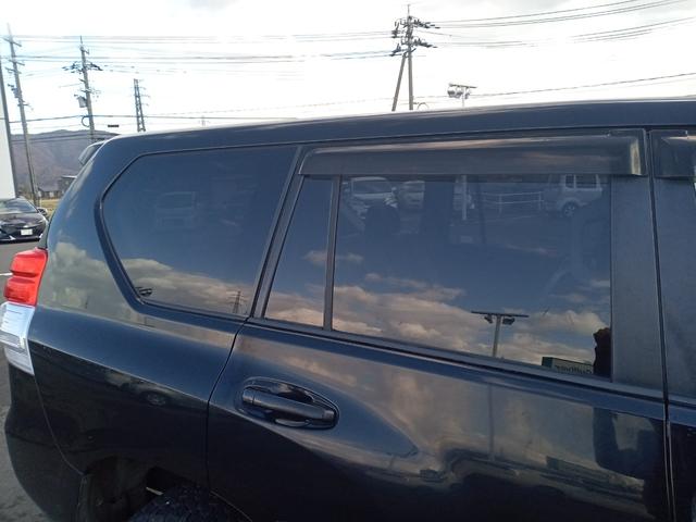 ランドクルーザープラド ＴＸ　Ｌパッケージ　４ＷＤ／純正ＳＤナビ／バックカメラ／横滑り防止装置／マルチテレインセレクト／クルーズコントロール／前席パワーシート／前席シートヒーター／ＥＴＣ／純正フロアマット／電動格納サードシート（51枚目）