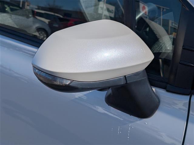 シエンタ ハイブリッドＺ　純正ディスプレイオーディオ／ＡＭ／ＦＭ／ＢＴ／ＵＳＢ／Ｍｉｒａｃａｓｔ／全方位カメラ／両側パワースライドドア／全車速追従機能付クルーズコントロール／前後コーナーセンサー／ＢＳＭ・ＰＤＡ（15枚目）