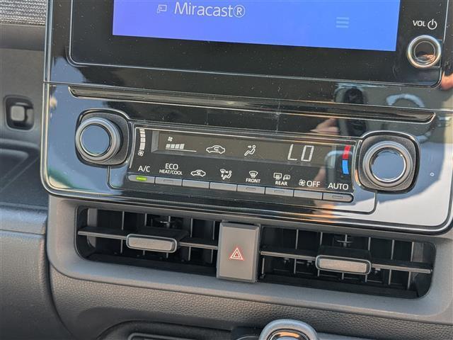 シエンタ ハイブリッドＺ　純正ディスプレイオーディオ／ＡＭ／ＦＭ／ＢＴ／ＵＳＢ／Ｍｉｒａｃａｓｔ／全方位カメラ／両側パワースライドドア／全車速追従機能付クルーズコントロール／前後コーナーセンサー／ＢＳＭ・ＰＤＡ（29枚目）