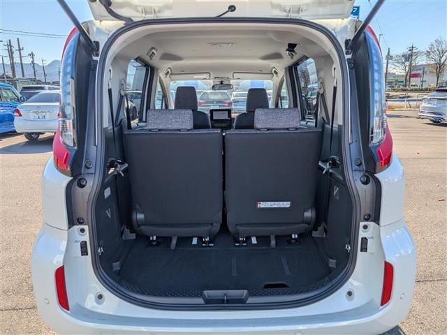 シエンタ ハイブリッドＺ　純正ディスプレイオーディオ／ＡＭ／ＦＭ／ＢＴ／ＵＳＢ／Ｍｉｒａｃａｓｔ／全方位カメラ／両側パワースライドドア／全車速追従機能付クルーズコントロール／前後コーナーセンサー／ＢＳＭ・ＰＤＡ（37枚目）