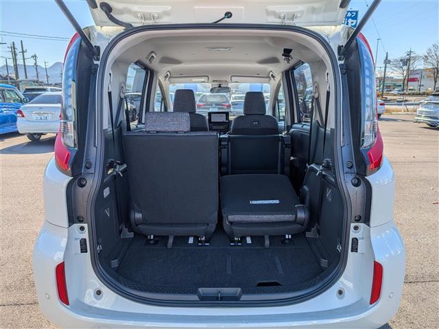 シエンタ ハイブリッドＺ　純正ディスプレイオーディオ／ＡＭ／ＦＭ／ＢＴ／ＵＳＢ／Ｍｉｒａｃａｓｔ／全方位カメラ／両側パワースライドドア／全車速追従機能付クルーズコントロール／前後コーナーセンサー／ＢＳＭ・ＰＤＡ（38枚目）