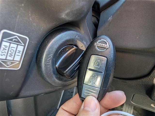 エクストレイル ２０Ｘ　４ＷＤ／純正メモリナビ／ＡＭ／ＦＭ／フルセグ／ＢＴ／ＣＤ／ＤＶＤ／バックカメラ／横滑り防止装置／盗難防止装置／寒冷地仕様／前後ドライブレコーダー／ＥＴＣ／全席シートヒーター（21枚目）