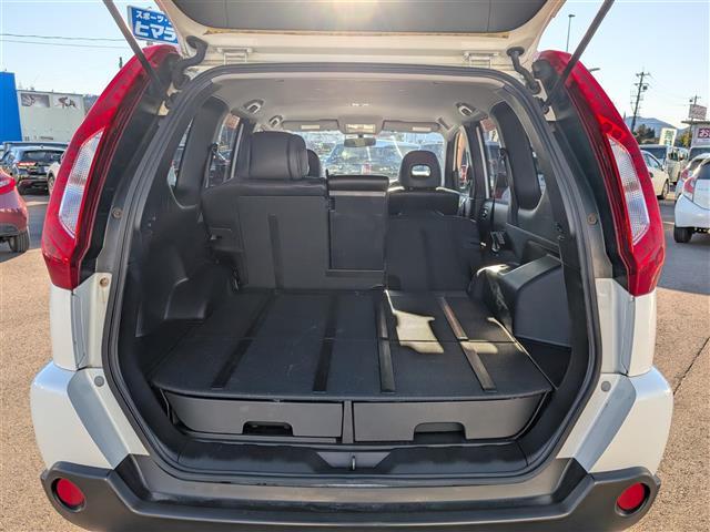 エクストレイル ２０Ｘ　４ＷＤ／純正メモリナビ／ＡＭ／ＦＭ／フルセグ／ＢＴ／ＣＤ／ＤＶＤ／バックカメラ／横滑り防止装置／盗難防止装置／寒冷地仕様／前後ドライブレコーダー／ＥＴＣ／全席シートヒーター（29枚目）