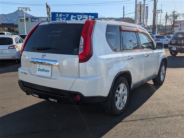 エクストレイル ２０Ｘ　４ＷＤ／純正メモリナビ／ＡＭ／ＦＭ／フルセグ／ＢＴ／ＣＤ／ＤＶＤ／バックカメラ／横滑り防止装置／盗難防止装置／寒冷地仕様／前後ドライブレコーダー／ＥＴＣ／全席シートヒーター（33枚目）