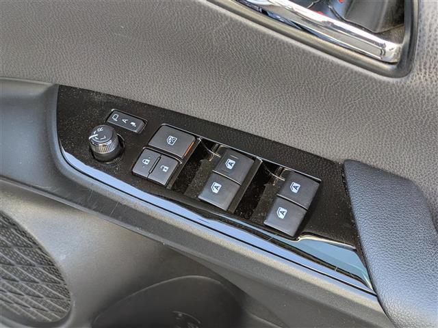 プリウス S 純正SDナビ(Bluetooth/TV/CD)/Toyota Safety Sense/アイドリングストップ/Bモニター/ETC/前後ドラレコ/スタッドレス/保証書/取扱説明書/スマートキー(17枚目)