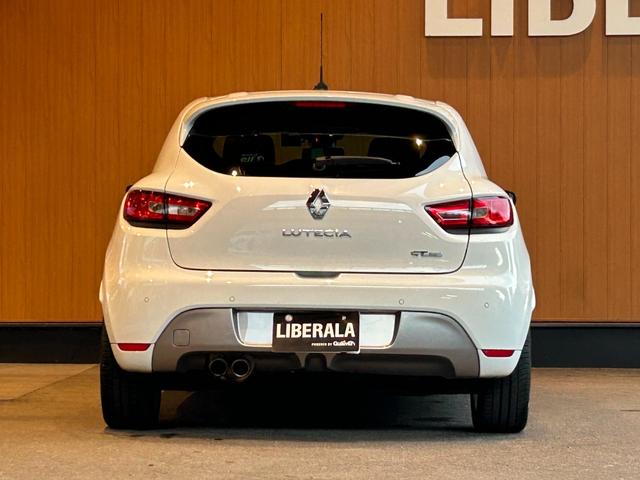 ルーテシア ＧＴ　社外メモリナビ　ＴＶ　バックカメラ　バックセンサー　クルーズコントロール　パドルシフト　１７インチＡＷ　キーレスキー　オートライト　ヘッドライトレベライザー　Ｒ．Ｓ．Ｄｒｉｖｅ　ＥＴＣ　ドラレコ（52枚目）