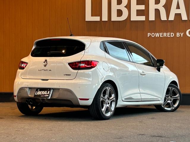 ルーテシア ＧＴ　社外メモリナビ　ＴＶ　バックカメラ　バックセンサー　クルーズコントロール　パドルシフト　１７インチＡＷ　キーレスキー　オートライト　ヘッドライトレベライザー　Ｒ．Ｓ．Ｄｒｉｖｅ　ＥＴＣ　ドラレコ（57枚目）