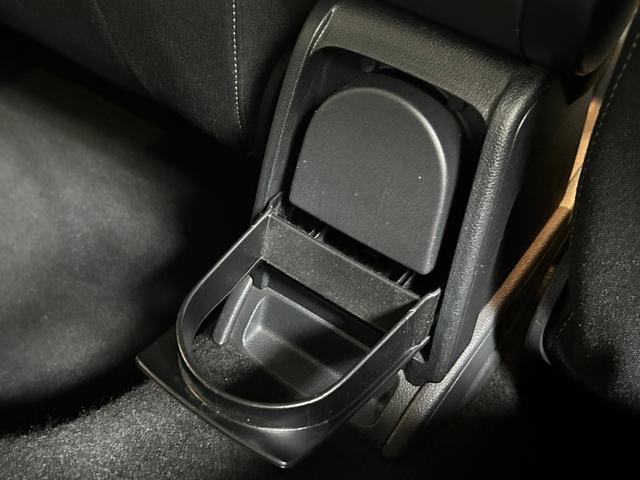 ポロ クロスポロ　ＡＣＣ　ＦｒｏｎｔＡｓｓｉｓｔ　純正ナビ　ＴＶ　バックカメラ　キセノンヘッドライト　オートライト　フロント／バックフォグランプ　１７インチＡＷ　キーレスキー　パドルシフト　ステアリングスイッチ　ＥＴＣ（44枚目）