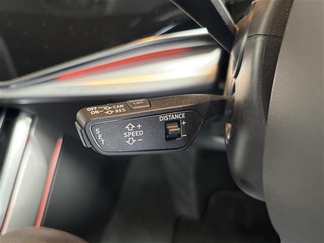 Ｑ８ ５５ＴＦＳＩクワトロ　デビューパッケージラグジュアリ　コンフォートアシスタンスＰＫＧ　パノラマサンルーフ　Ｂａｎｇ＆Ｏｌｕｆｓｅｎ　バーチャルコックピット　ＭＭＩナビ　ＴＶ　全方位カメラ　ＨＤマトリクスＬＥＤ　黒革　エアシート　２０インチＡＷ　エアサス（29枚目）