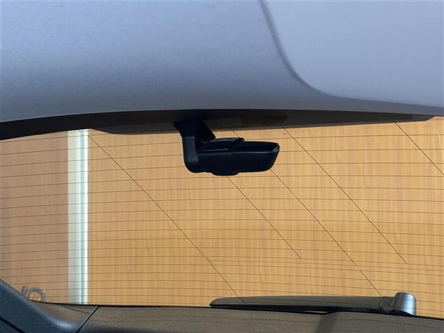 Ｑ８ ５５ＴＦＳＩクワトロ　デビューパッケージラグジュアリ　コンフォートアシスタンスＰＫＧ　パノラマサンルーフ　Ｂａｎｇ＆Ｏｌｕｆｓｅｎ　バーチャルコックピット　ＭＭＩナビ　ＴＶ　全方位カメラ　ＨＤマトリクスＬＥＤ　黒革　エアシート　２０インチＡＷ　エアサス（38枚目）