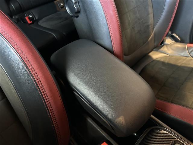 ＭＩＮＩ ジョンクーパーワークス　クロスオーバー　ＡＣＣ　衝突軽減システム　ＨＵＤ　純正ナビ　バックカメラ　レザーダイナミカシート　シートヒーター　ＬＥＤヘッドライト　オートライト　１９インチＡＷ　コンフォートアクセス　パワーバックドア　パドルシフト（22枚目）