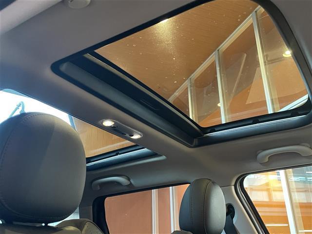 MINI クーパーSD クラブマン クラシック・トリム インテリジェントセーフティ パノラマサンルーフ ApplrCarPlay バックカメラ PDC 黒革シートヒーター パワーシート LEDヘッドライト コンフォートアクセス 18インチAW 前後ドラレコ(8枚目)