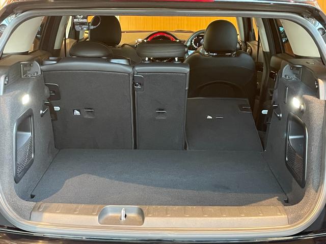 MINI クーパーSD クラブマン クラシック・トリム インテリジェントセーフティ パノラマサンルーフ ApplrCarPlay バックカメラ PDC 黒革シートヒーター パワーシート LEDヘッドライト コンフォートアクセス 18インチAW 前後ドラレコ(59枚目)