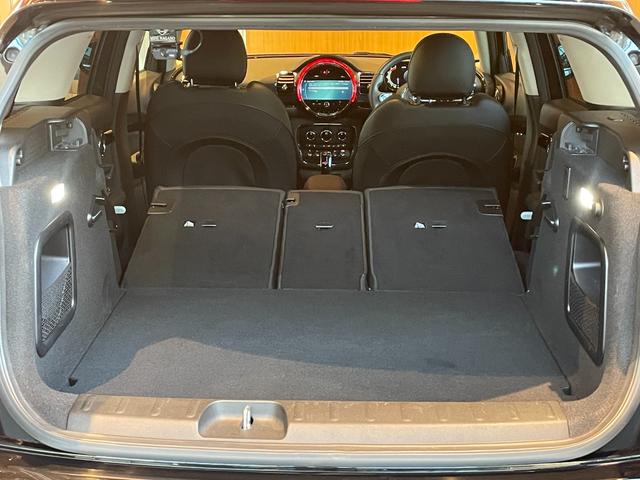 MINI クーパーSD クラブマン クラシック・トリム インテリジェントセーフティ パノラマサンルーフ ApplrCarPlay バックカメラ PDC 黒革シートヒーター パワーシート LEDヘッドライト コンフォートアクセス 18インチAW 前後ドラレコ(60枚目)