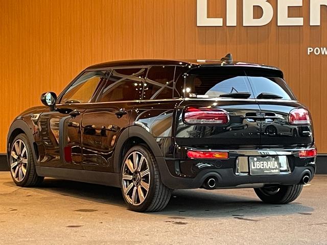 MINI クーパーSD クラブマン クラシック・トリム インテリジェントセーフティ パノラマサンルーフ ApplrCarPlay バックカメラ PDC 黒革シートヒーター パワーシート LEDヘッドライト コンフォートアクセス 18インチAW 前後ドラレコ(68枚目)