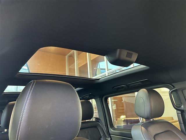 Vクラス V200(8枚目)