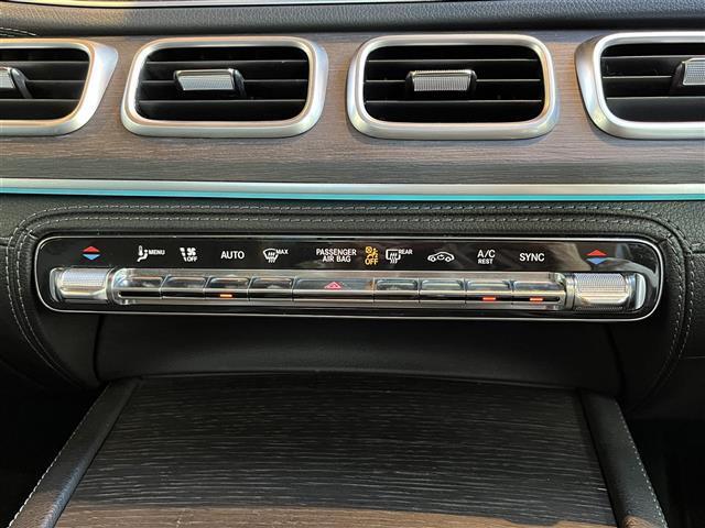 GLE GLE400d 4マチックスポーツ パノラミックスライディングルーフ レーダーセーフティPKG HUD Burmester MBUX全方位カメラ 黒革 エアシート シートヒーター パワーシート LEDライト 20インチAW ワンオーナー(19枚目)