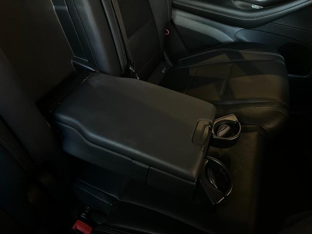 GLE GLE400d 4マチックスポーツ パノラミックスライディングルーフ レーダーセーフティPKG HUD Burmester MBUX全方位カメラ 黒革 エアシート シートヒーター パワーシート LEDライト 20インチAW ワンオーナー(49枚目)