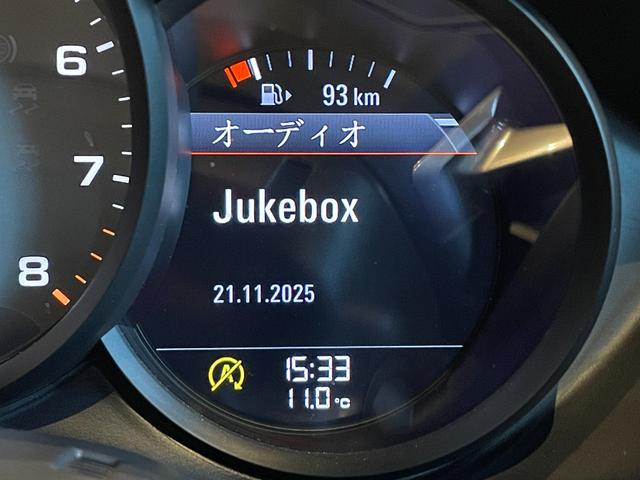 ７１８ボクスター ７１８ボクスターＳ　スポーツクロノＰＫＧ　ＰＡＳＭ　ＢＯＳＥ　純正ナビ　バックカメラ　黒革　シートヒーター　キセノンヘッドライト　オートライト　１９インチＡＷ　センターカラークレスト　スポーツテールパイプ　オートエアコン（25枚目）