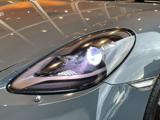 ７１８ボクスター ７１８ボクスターＳ　スポーツクロノＰＫＧ　ＰＡＳＭ　ＢＯＳＥ　純正ナビ　バックカメラ　黒革　シートヒーター　キセノンヘッドライト　オートライト　１９インチＡＷ　センターカラークレスト　スポーツテールパイプ　オートエアコン（66枚目）