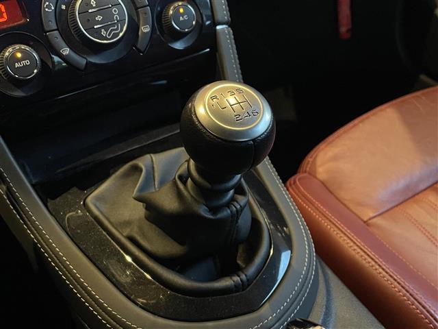 RCZ マグネティック 20台限定車 社外ナビ TV バックカメラ 赤革 シートヒーター メモリ機能付パワーシート キセノンライト オートライト 19インチAW クルーズコントロール デジタルインナーミラー型ドラレコ ETC(17枚目)