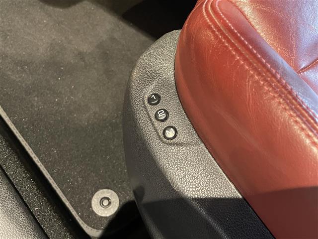 RCZ マグネティック 20台限定車 社外ナビ TV バックカメラ 赤革 シートヒーター メモリ機能付パワーシート キセノンライト オートライト 19インチAW クルーズコントロール デジタルインナーミラー型ドラレコ ETC(29枚目)