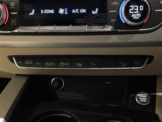 A4オールロードクワトロ ベースグレード ラグジュアリーPKG パークアシストPKG バーチャルコックピット MMIナビTV 全方位カメラ ベージュ革 シートヒーター パワーシート マトリクスLED パワーバックドア 18インチAW ドラレコ(18枚目)