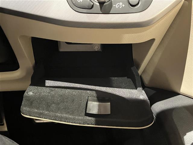 A4オールロードクワトロ ベースグレード ラグジュアリーPKG パークアシストPKG バーチャルコックピット MMIナビTV 全方位カメラ ベージュ革 シートヒーター パワーシート マトリクスLED パワーバックドア 18インチAW ドラレコ(37枚目)