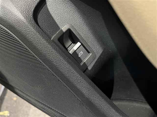 A4オールロードクワトロ ベースグレード ラグジュアリーPKG パークアシストPKG バーチャルコックピット MMIナビTV 全方位カメラ ベージュ革 シートヒーター パワーシート マトリクスLED パワーバックドア 18インチAW ドラレコ(40枚目)