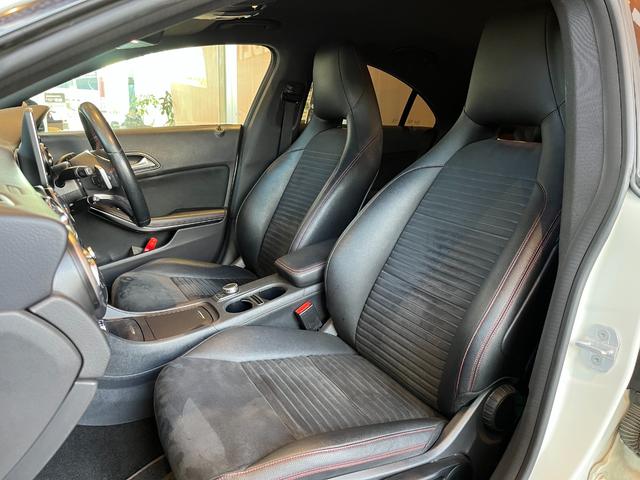 ＣＬＡクラス ＣＬＡ１８０　エディションブラック　２５０台限定車　レーダーセーフティＰＫＧ　純正ナビ　フルセグＴＶ　バックカメラ　ハーフレザー　シートヒーター　パワーシート　キーレスゴー　キセノンライト　１８インチブラックＡＷ　ＡＷ付き冬タイヤ付属（53枚目）