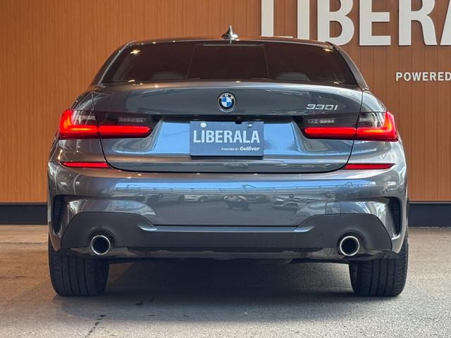 ３シリーズ ３３０ｉ　Ｍスポーツ　コンフォートＰＫＧ　ＡＣＣ　ＬＫＡ　ＬＣＷ　ｉＤｒｉｖｅナビ　トップビュー　黒半革　シートヒーター　パワーシート　ＬＥＤヘッドライト　１９インチＡＷ　コンフォートアクセス　パワートランク　ワンオーナー（61枚目）