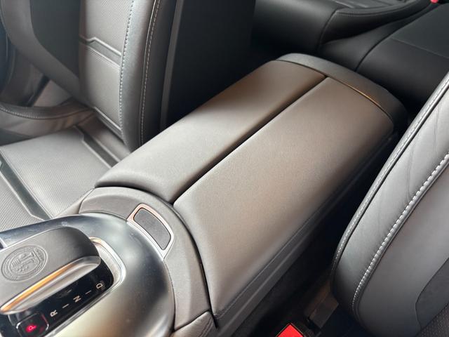 ＧＴ ４ドアクーペ ５３　４マチック＋　ＡＭＧダイナミックプラスＰＫＧ　フルレザー仕様　レーダーセーフティＰＫＧ　ＨＵＤ　Ｂｕｒｍｅｓｔｅｒ　３６０°カメラ　黒半革　エアシート　シートヒーター　２１インチＡＷ　イエローブレーキキャリパー（25枚目）