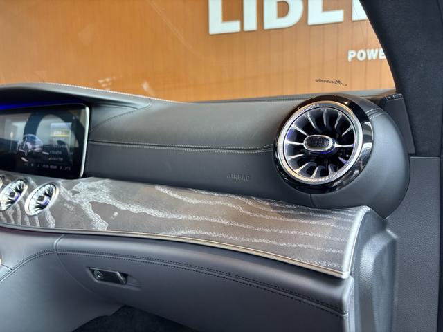 ＧＴ ４ドアクーペ ５３　４マチック＋　ＡＭＧダイナミックプラスＰＫＧ　フルレザー仕様　レーダーセーフティＰＫＧ　ＨＵＤ　Ｂｕｒｍｅｓｔｅｒ　３６０°カメラ　黒半革　エアシート　シートヒーター　２１インチＡＷ　イエローブレーキキャリパー（44枚目）