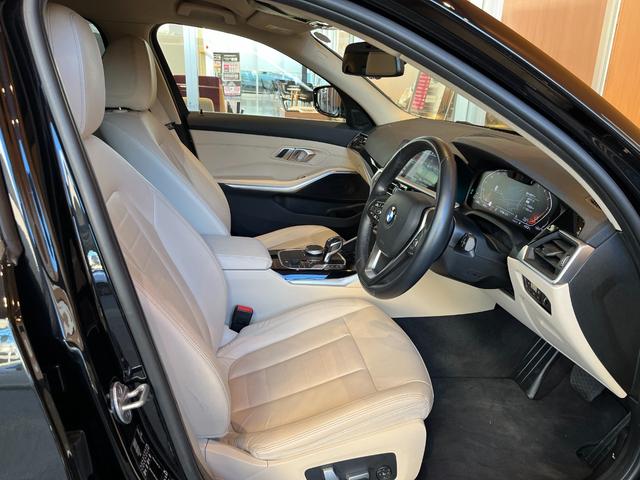 ＬＩＢＥＲＡＬＡは、ＢＭＷ・メルセデス・アウディというドイツのプレミアム３ブランドを中心とした、各ブランドを同時に乗り較べる事ができます。