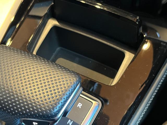 A5スポーツバック 40TDIクワトロ Sライン パークアシストPKG ACC LKA BSM バーチャルコックピット MMIナビ 全方位カメラ 黒半革 シートヒーター パワーシート マトリクスLEDヘッドライト 18インチAW ドラレコ 1オーナー(22枚目)