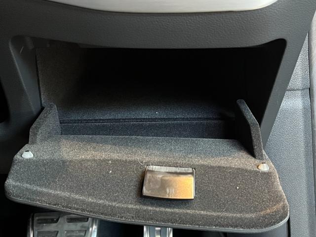 A5スポーツバック 40TDIクワトロ Sライン パークアシストPKG ACC LKA BSM バーチャルコックピット MMIナビ 全方位カメラ 黒半革 シートヒーター パワーシート マトリクスLEDヘッドライト 18インチAW ドラレコ 1オーナー(37枚目)